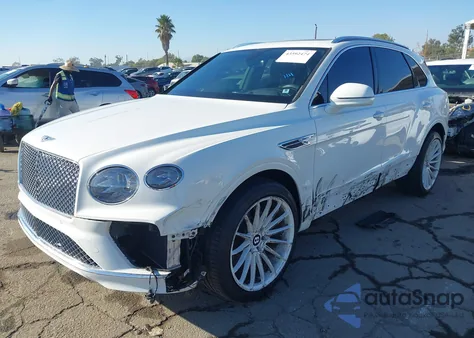 2021 Bentley Bentayga V8 из США, поврежденный, VIN SJAAM2ZV7MC033750
